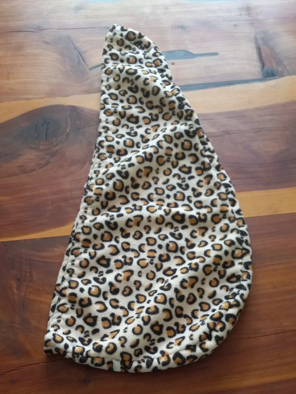 Set of 2 Microfiber Hair Towel Wraps - Leopard Print & Solid White